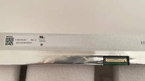 N156HRA-EA1 model label and 40-pin eDP connector detail