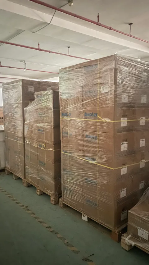 N116BGE-EA2 LCD panel pallet packaging
